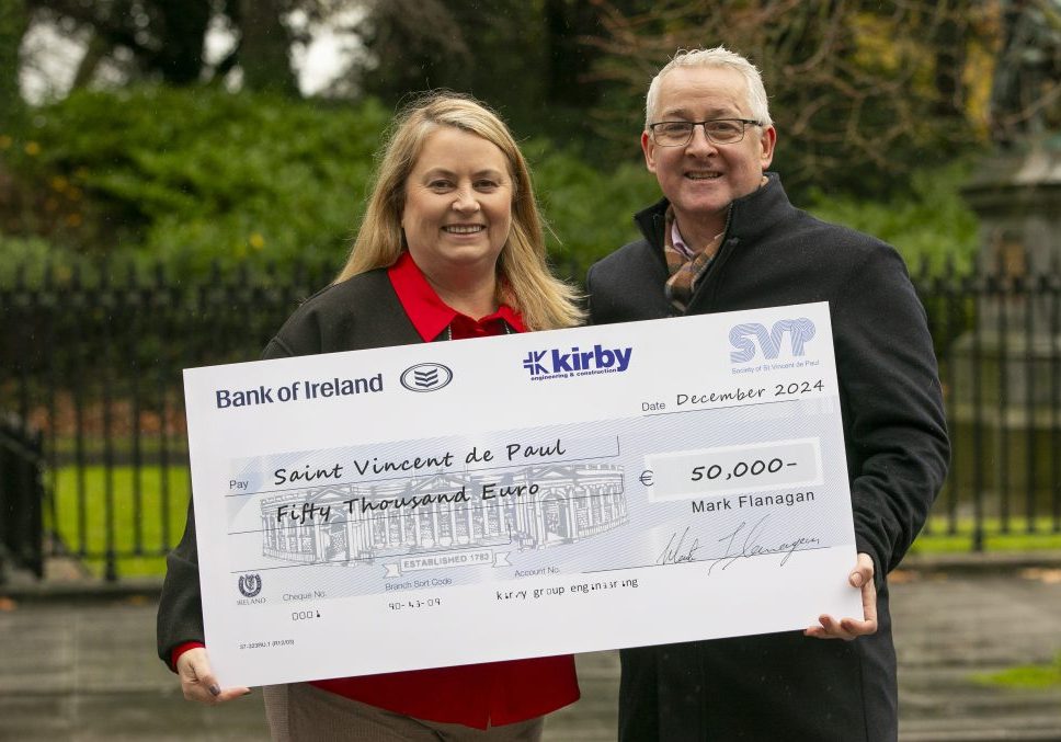 Kirby Group Engineering CEO, Mark Flanagan, presents Elizabeth Smyth, Head of Fundraising, SVP, with a Christmas donation cheque for €50,000.